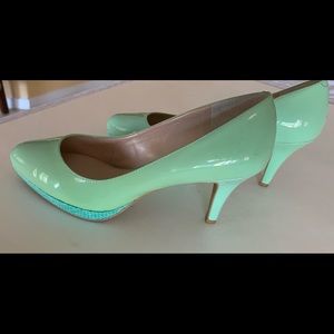 Vince Camuto 3in heels